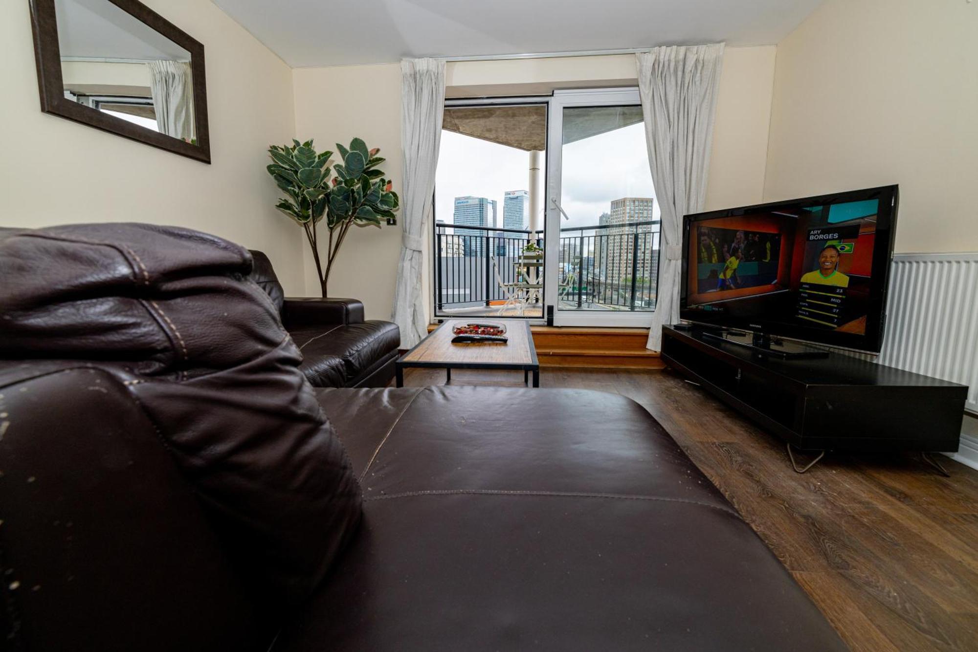 Two Bed Apartment Near Canary Wharf Londra Dış mekan fotoğraf