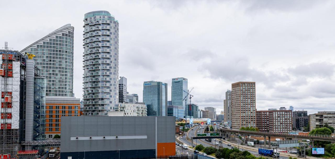 Two Bed Apartment Near Canary Wharf Londra Dış mekan fotoğraf