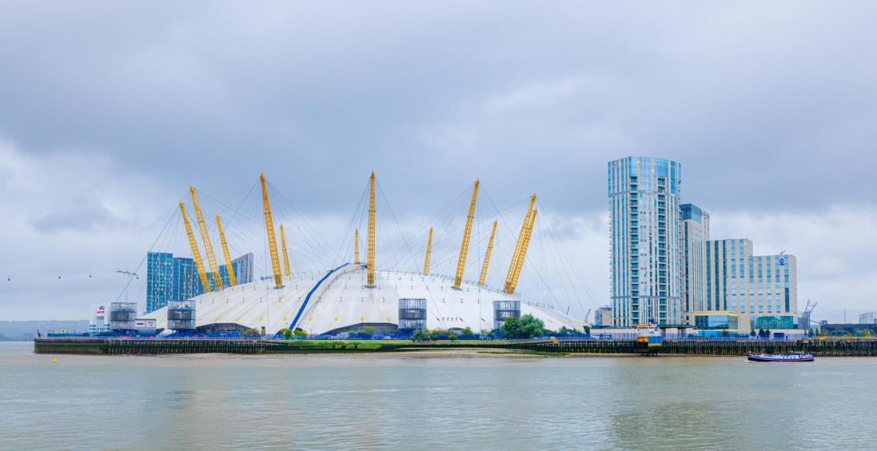 Two Bed Apartment Near Canary Wharf Londra Dış mekan fotoğraf