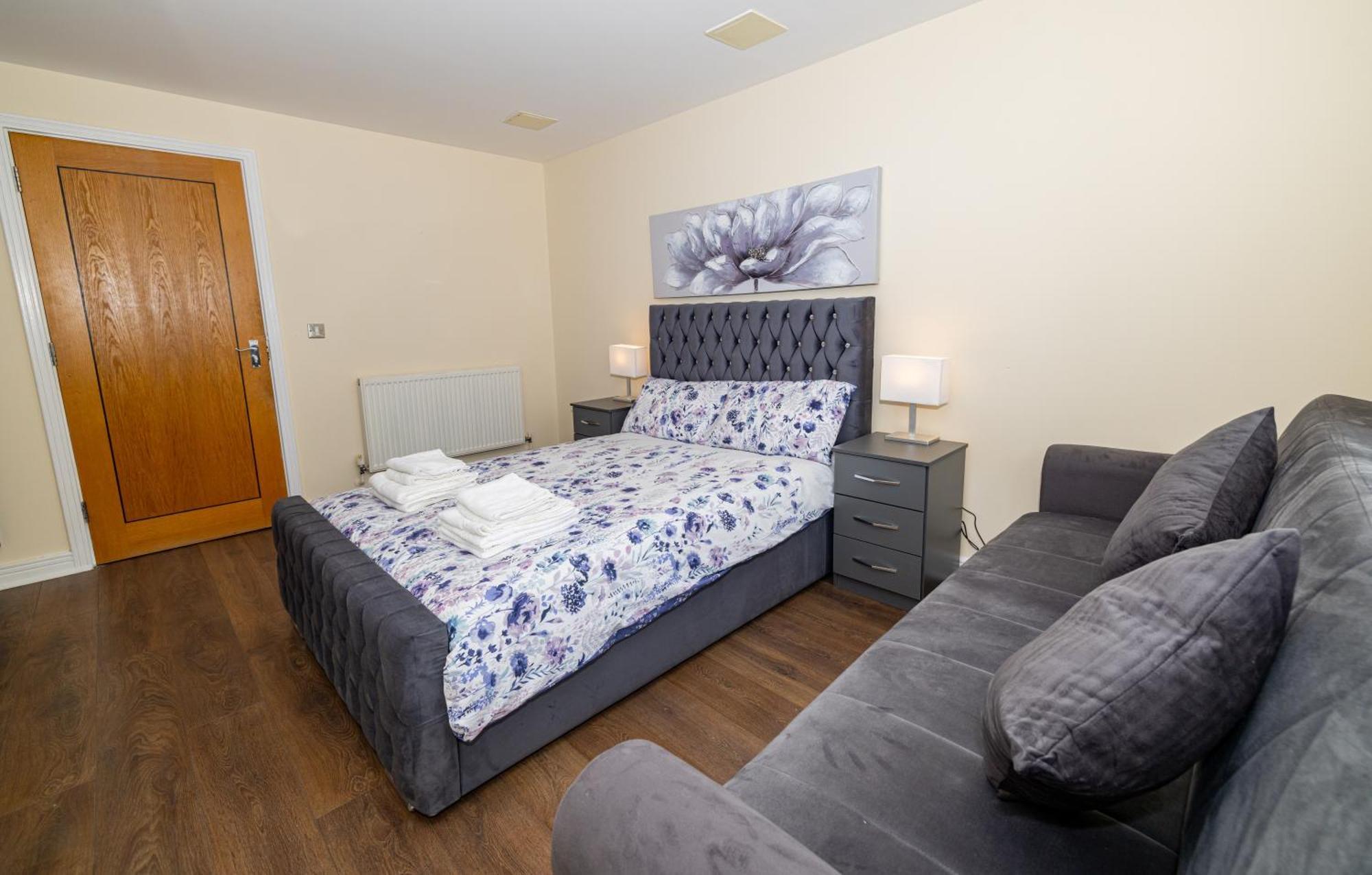 Two Bed Apartment Near Canary Wharf Londra Dış mekan fotoğraf